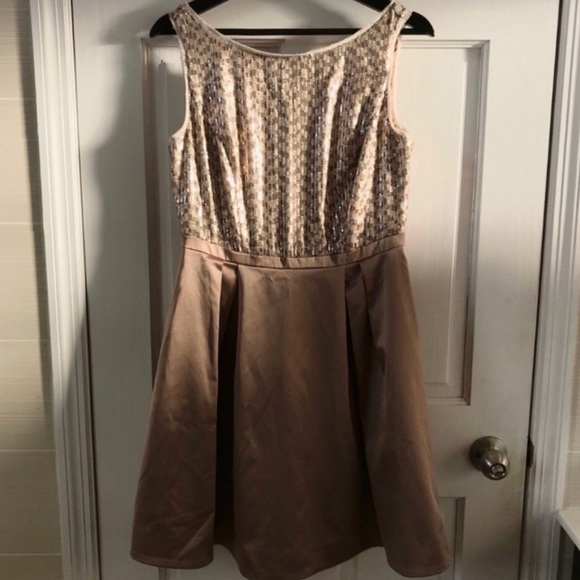 The Limited Cream Sleeveless Sequin A-Line Dress - Picture 3 of 7